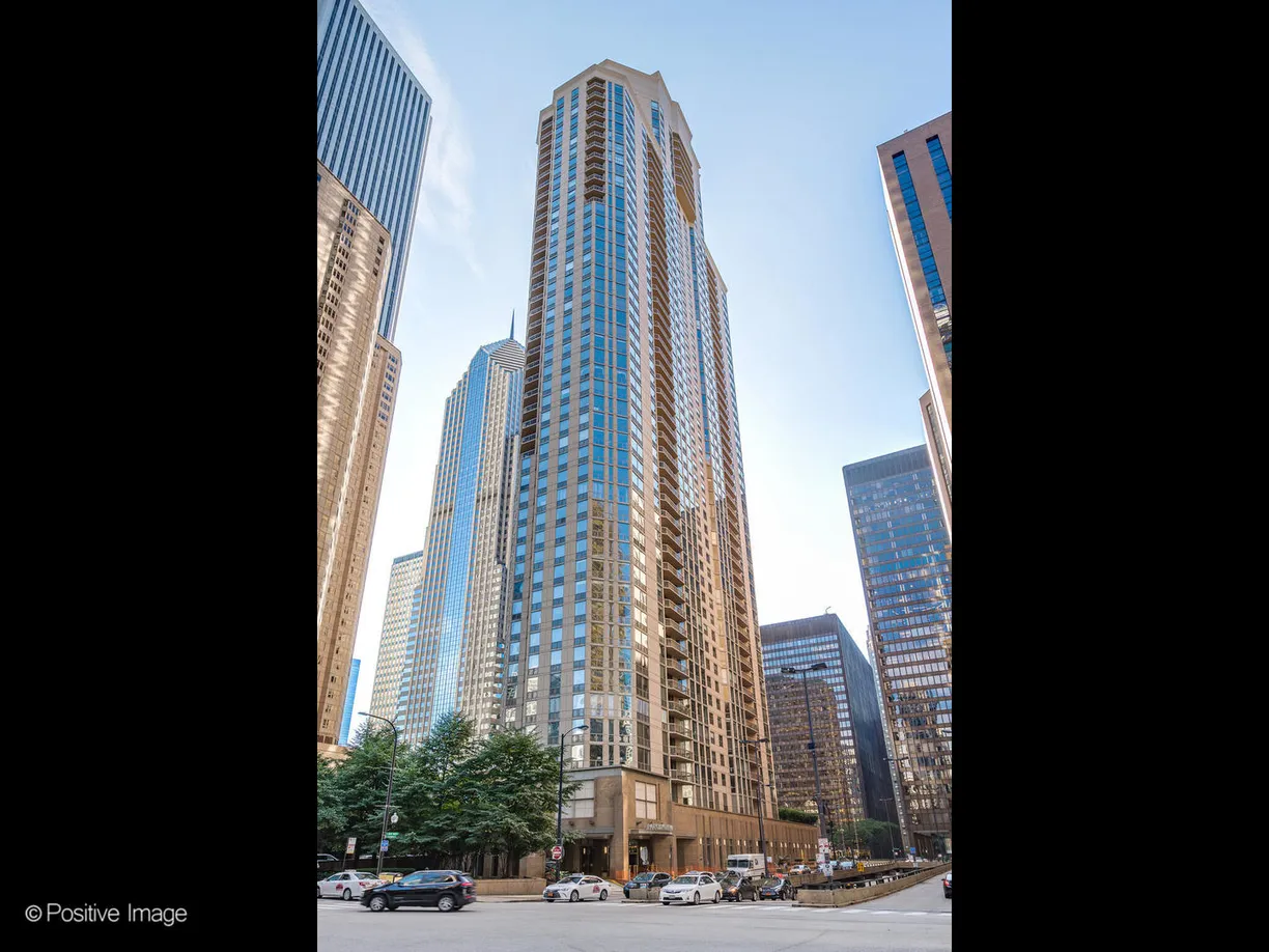 Chicago Real Estate | View 222 N Columbus, 4803 | 3 Beds, 2 Baths