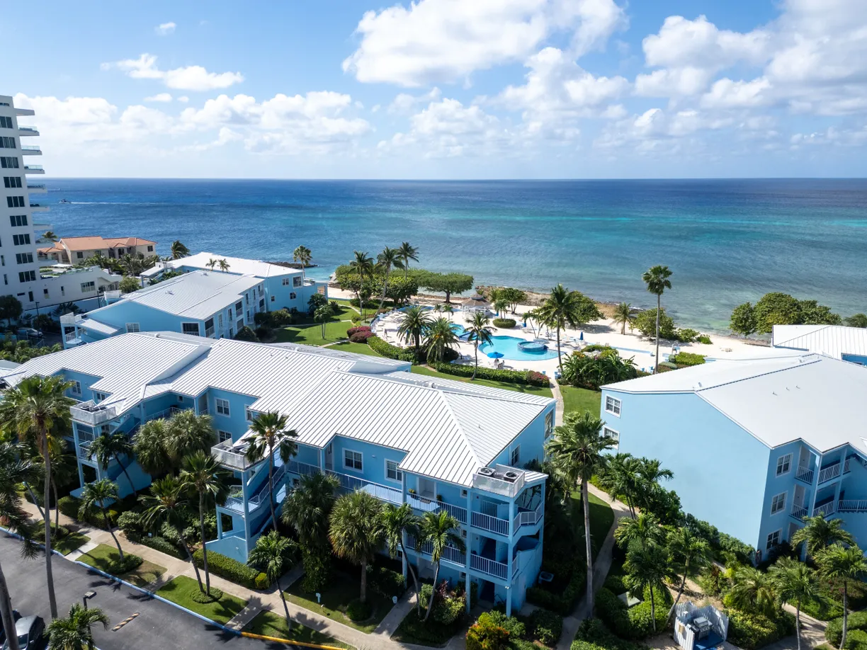 Cayman Islands Real Estate | View Grandview | 2 Beds, 2 Baths