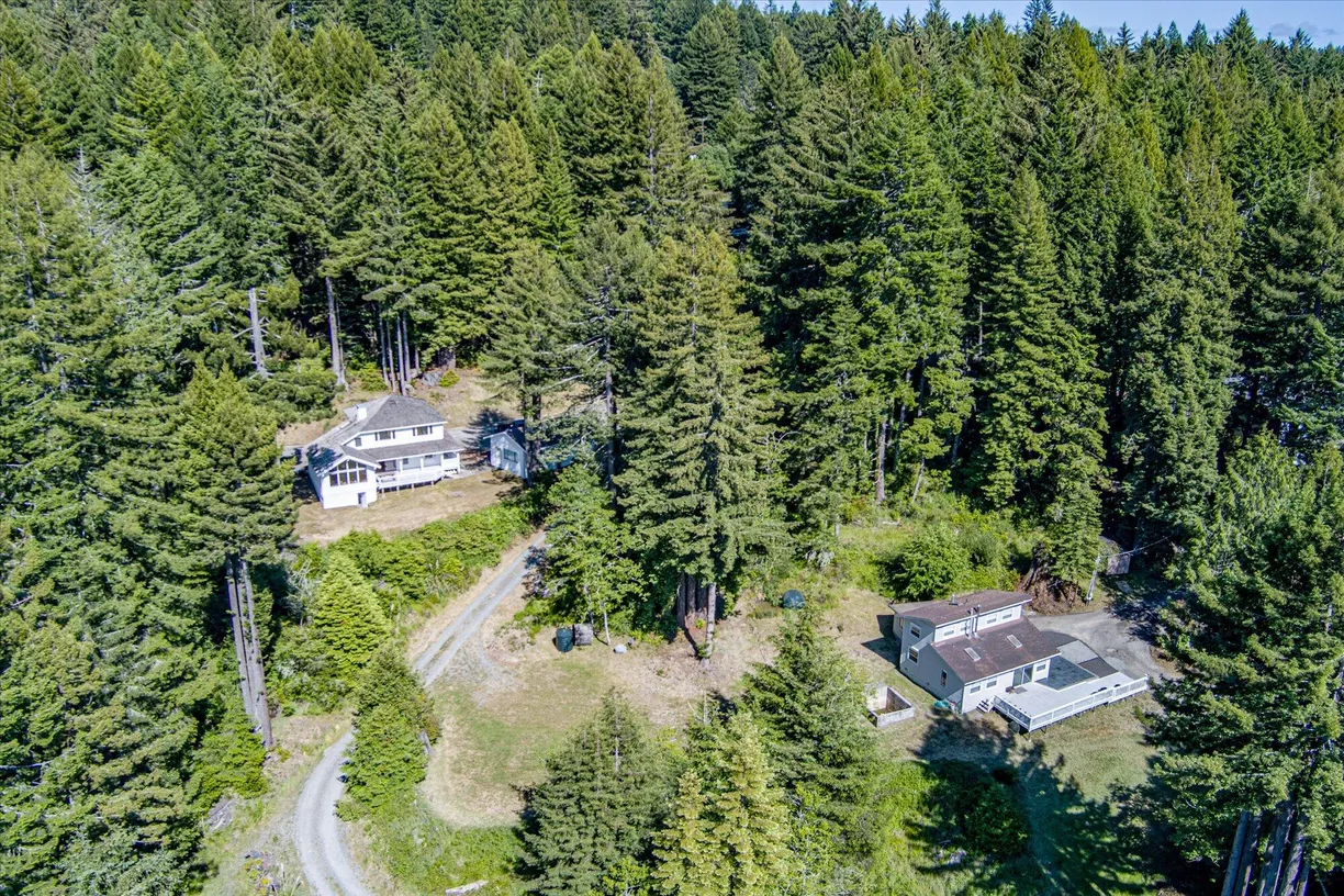 Northern California Real Estate | View 2765/2767 Fickle Hill Road | 6 Beds, 5 Baths