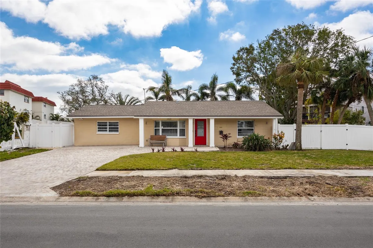 Sarasota/St. Petersburg Real Estate | View 1820 Massachusetts Avenue NE | 3 Beds, 2 Baths