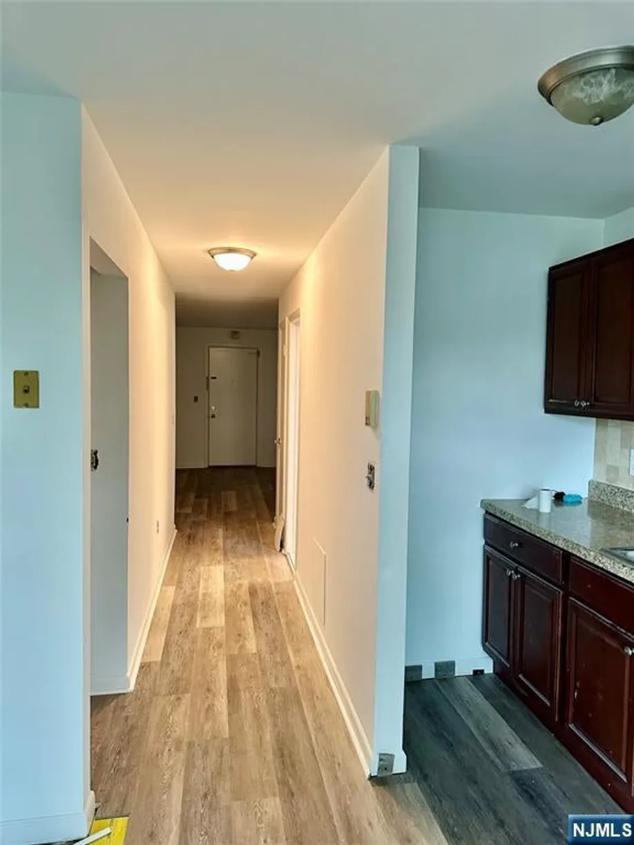 Bergen County Real Estate | View 71 Edgewater Place 2 | room 2