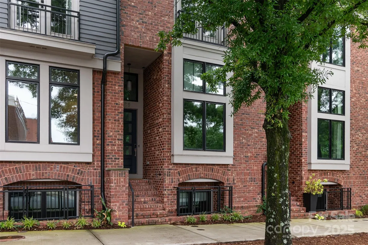 Charlotte Real Estate | View 428 E 33rd Street | 3 Beds, 3 Baths