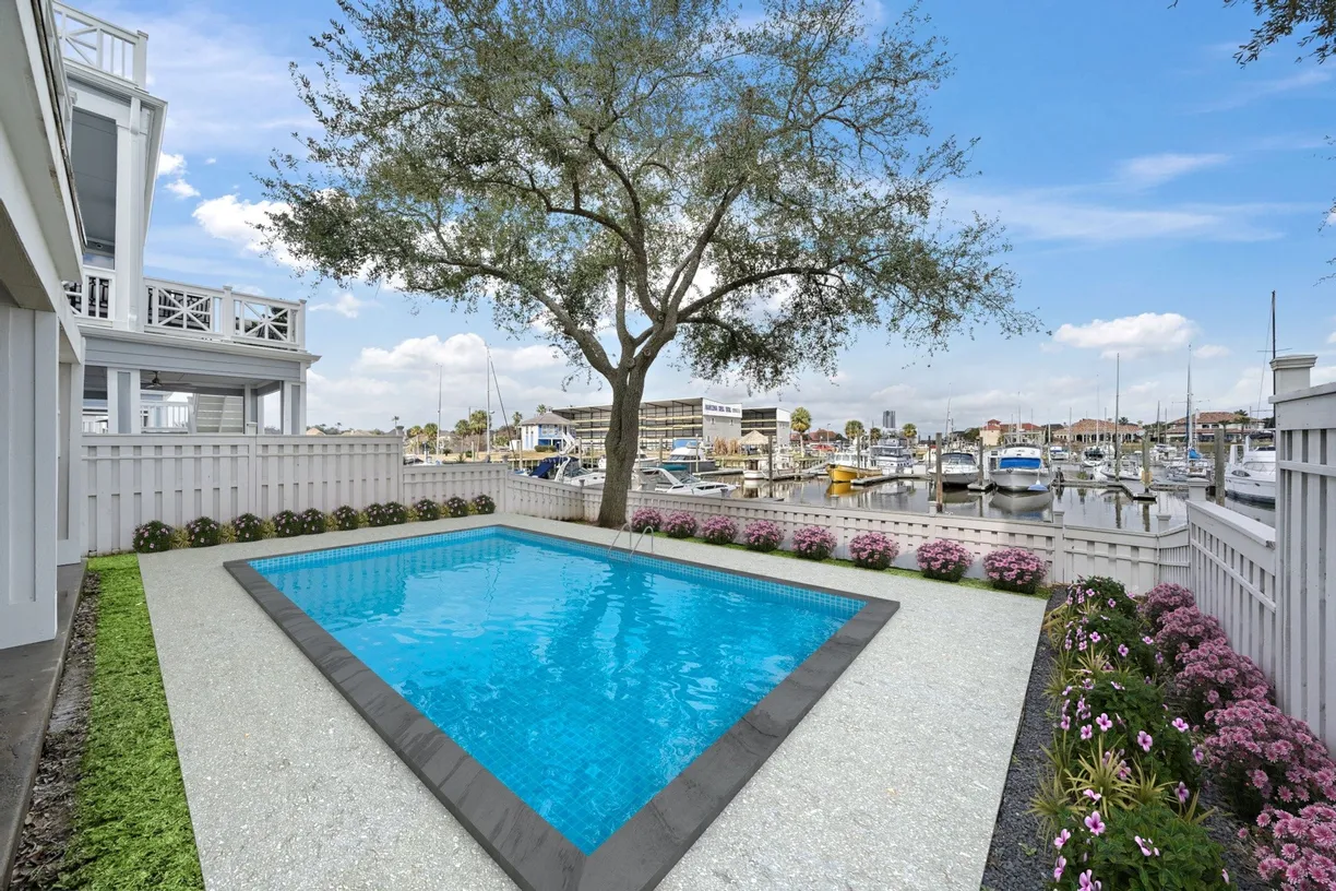 Houston Real Estate | View 2170 Marina Way | room 2