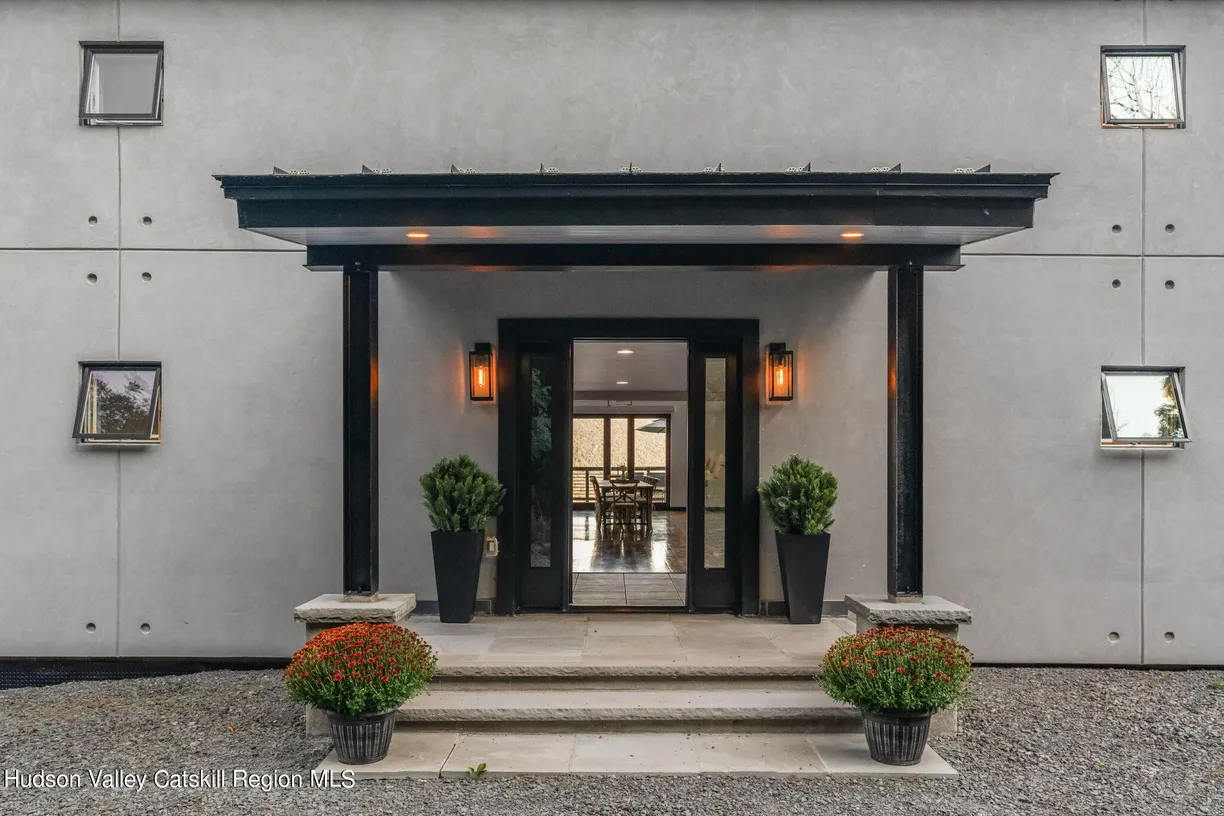 Hudson Valley Real Estate | View 88 Minew Road | room 2
