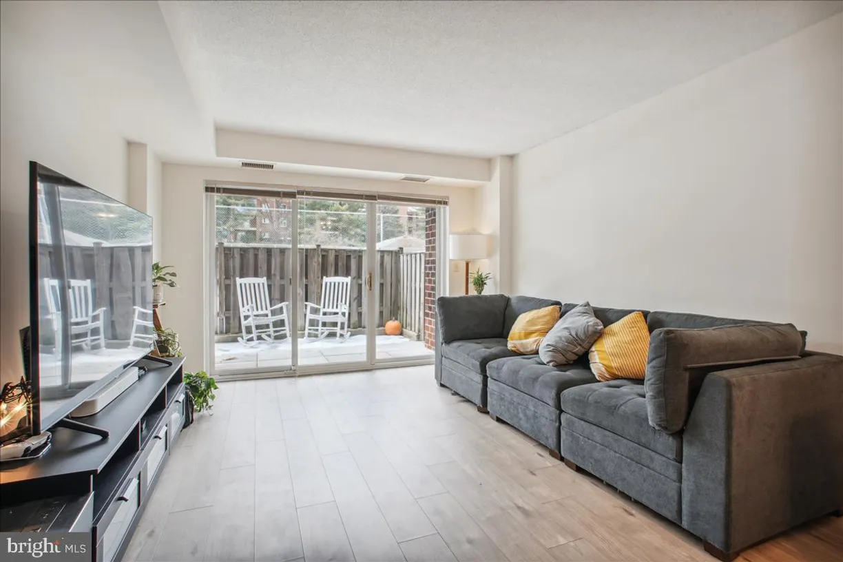 Washington Metro Area Real Estate | View 2100 Langston Boulevard 226 | 1 Bed, 1 Bath