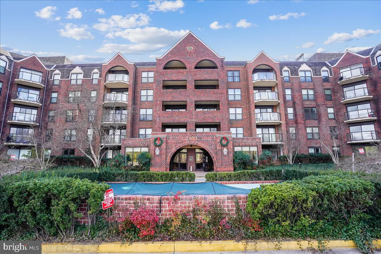 Washington Metro Area Real Estate | View 2100 Langston Boulevard 226 | room 1