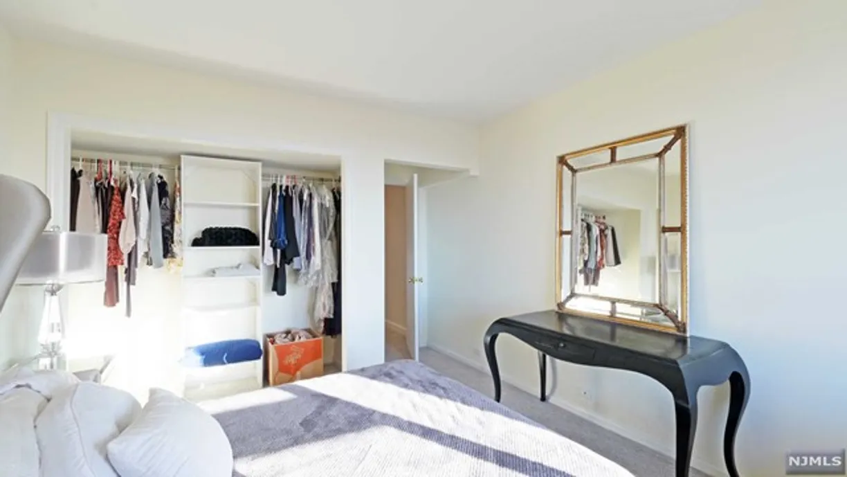 Rockland/Orange/NJ Real Estate | View 2 Horizon Road Unit# 1016 | room 18 | View 19