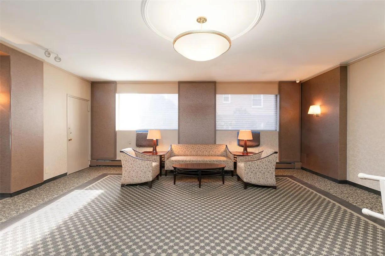 Westchester Real Estate | View 100 E Hartsdale Avenue #TRE | room 2