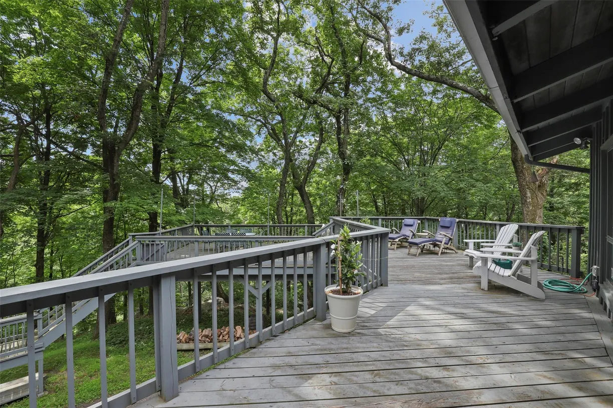 Westchester Real Estate | View 153 Salem Road | room 1