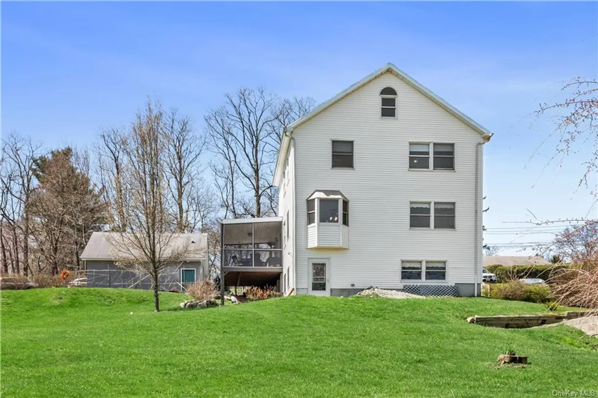Westchester Real Estate | View 2886 Birch Street | room 2