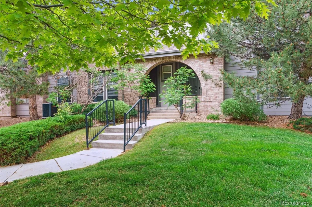 Denver Real Estate | View 22932 E Ontario Drive Unit# 102 | 2 Beds, 2 Baths