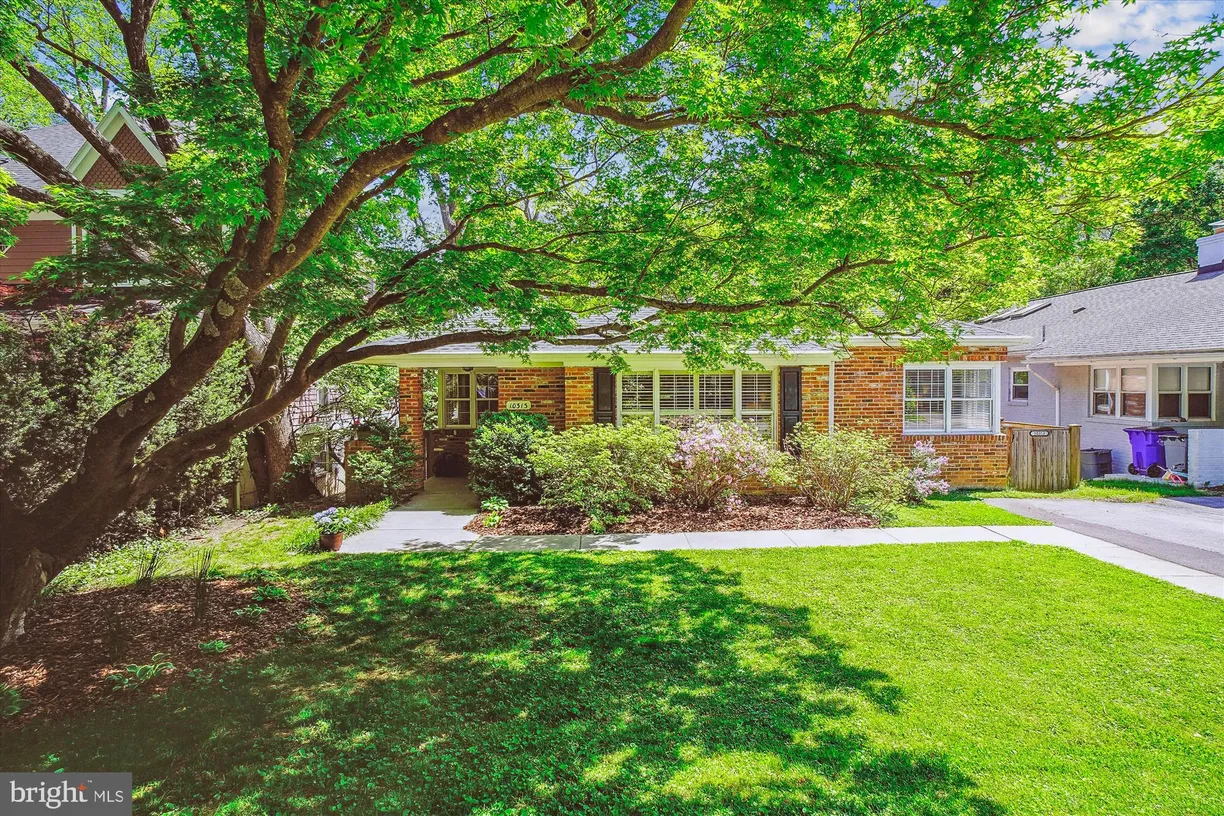 Washington Metro Area Real Estate | View 10313 Freeman Place | room 2