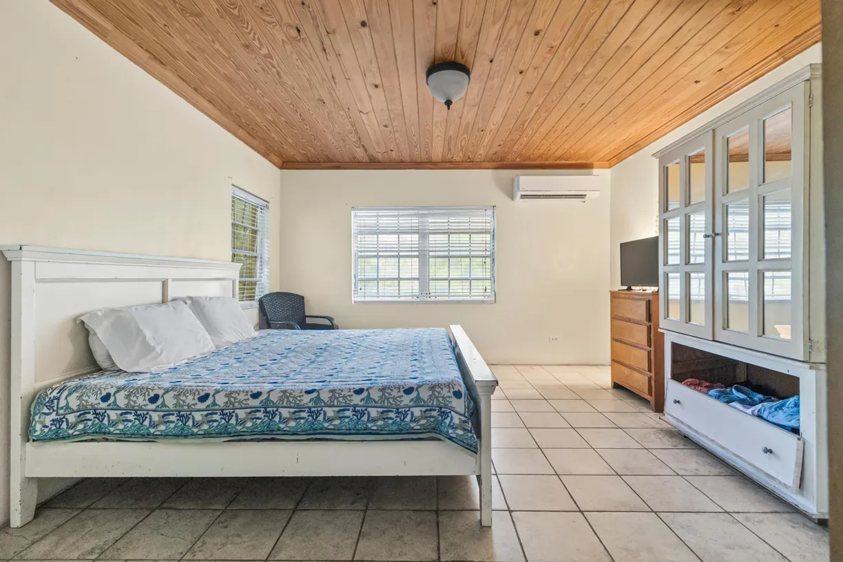 Bahamas Real Estate | View Settler Road #64 | room 1