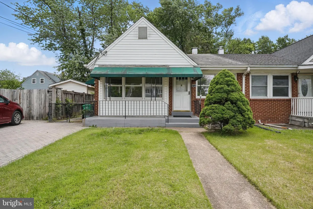 Washington Metro Area Real Estate | View 6723 25th Avenue | 3 Beds, 1 Bath