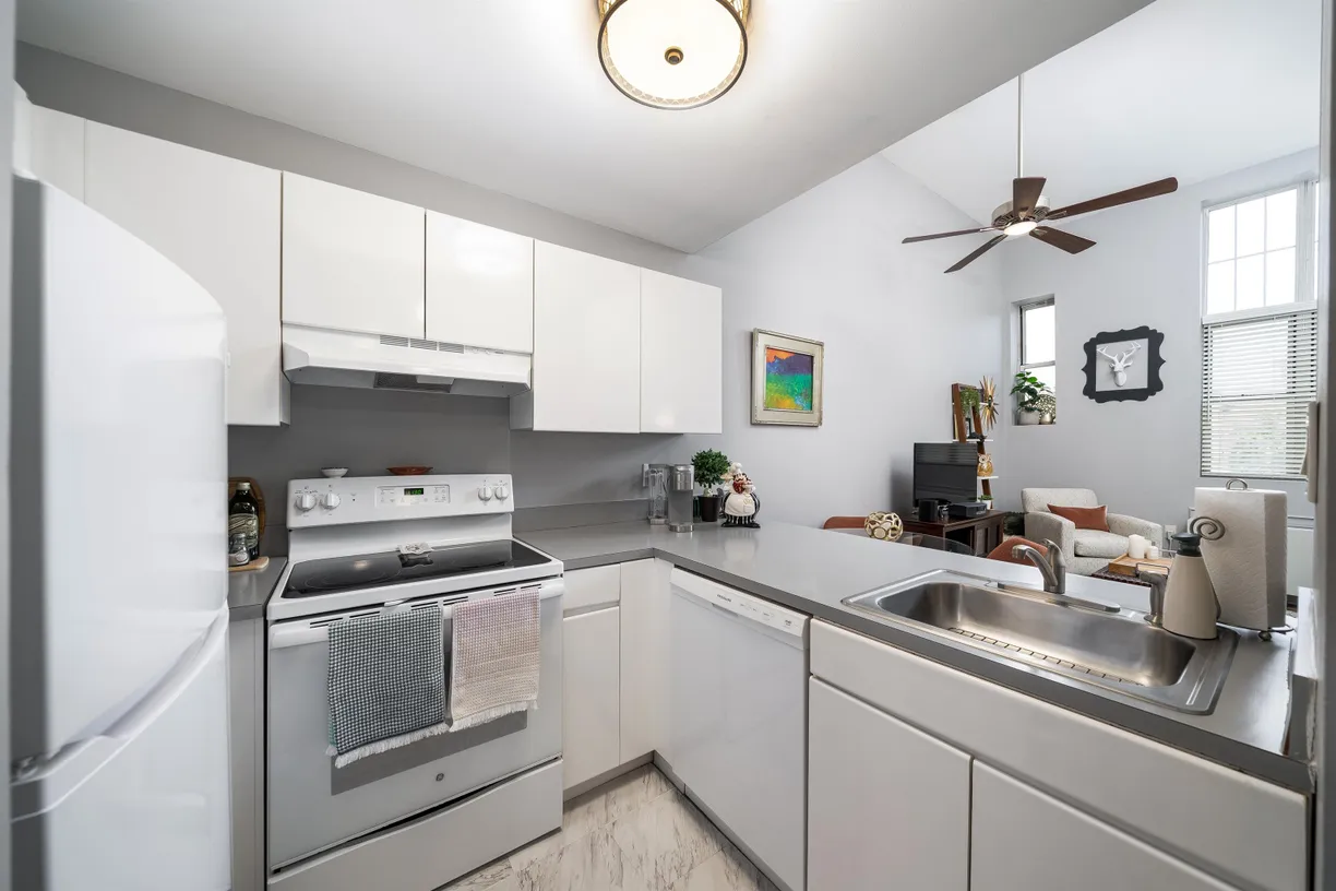 Jersey City/Hoboken Real Estate | View 450 7th St Unit# 2h | room 1