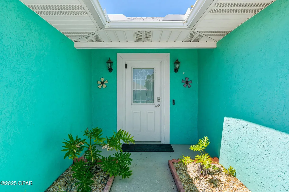 Northwest Florida Real Estate | View 3924 Vicar Street | room 2