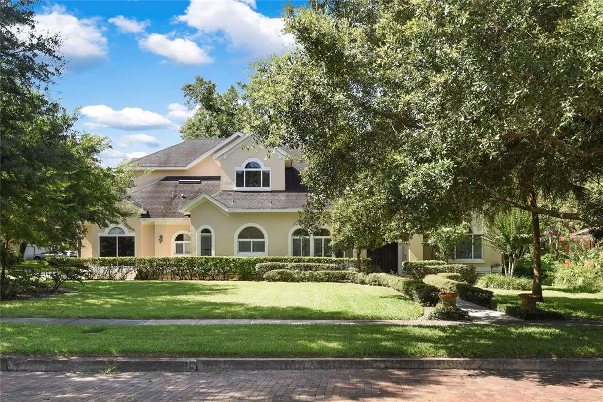 Central Florida Real Estate | View 1879 Sunset Drive | 5 Beds, 4 Baths