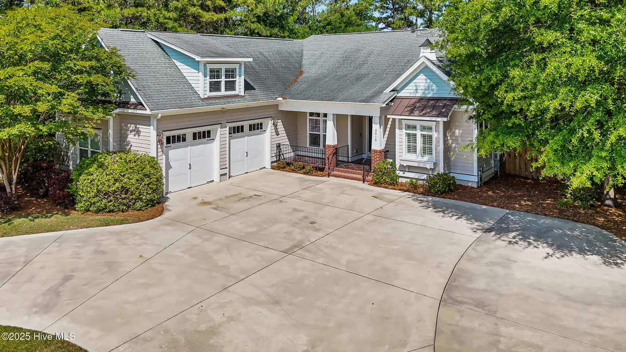 Wilmington, NC Real Estate | View 2015 Lynnwood Drive | room 2