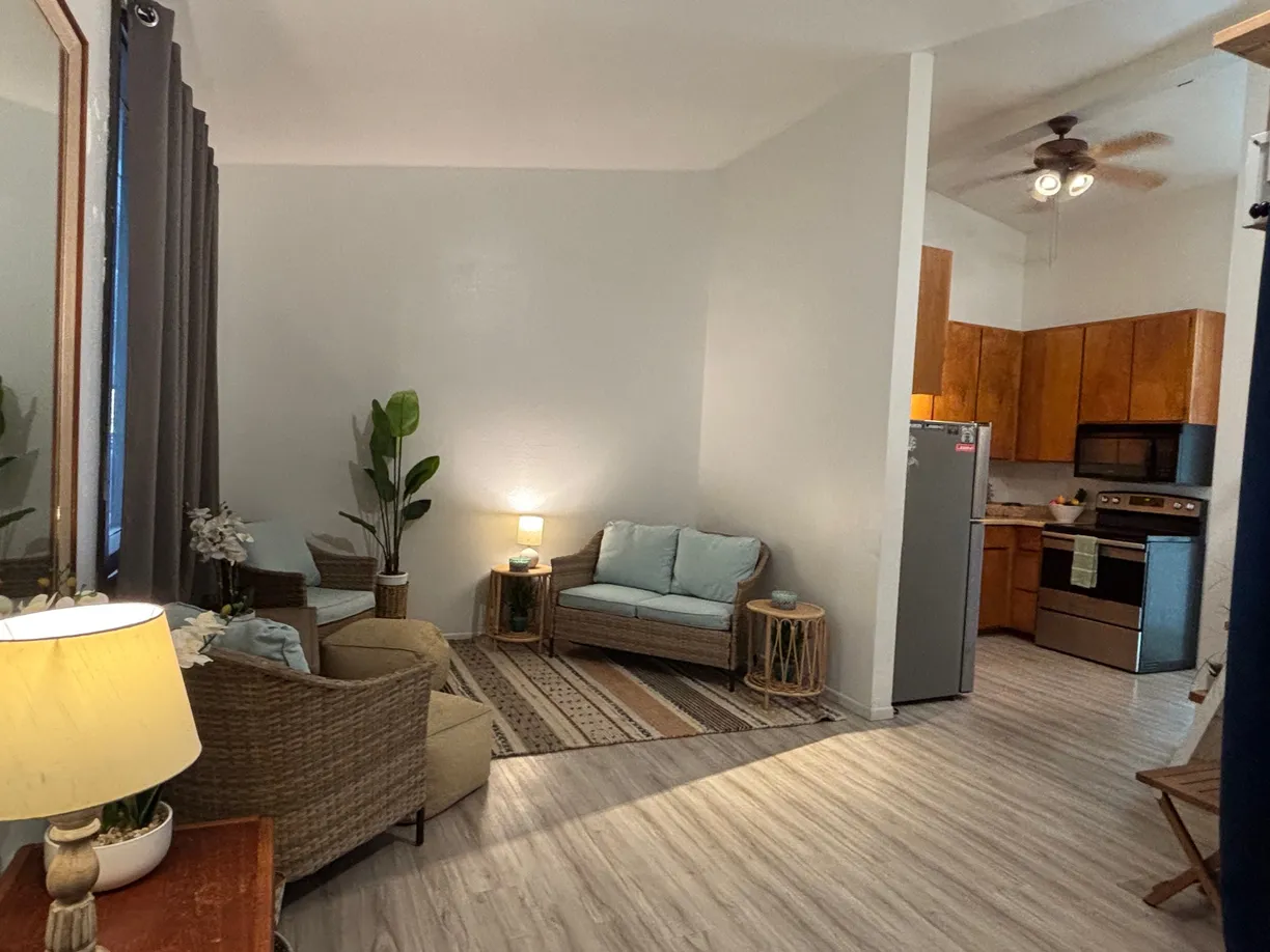 Hawaii Real Estate | View 64-1061 MAMALAHOA HIGHWAY, #207 | room 1