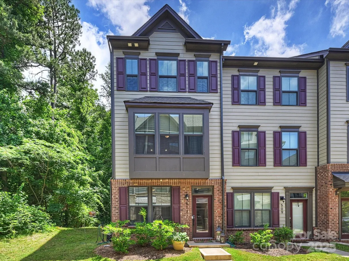 Charlotte Real Estate | View 513 Cubitt Court | 3 Beds, 3 Baths