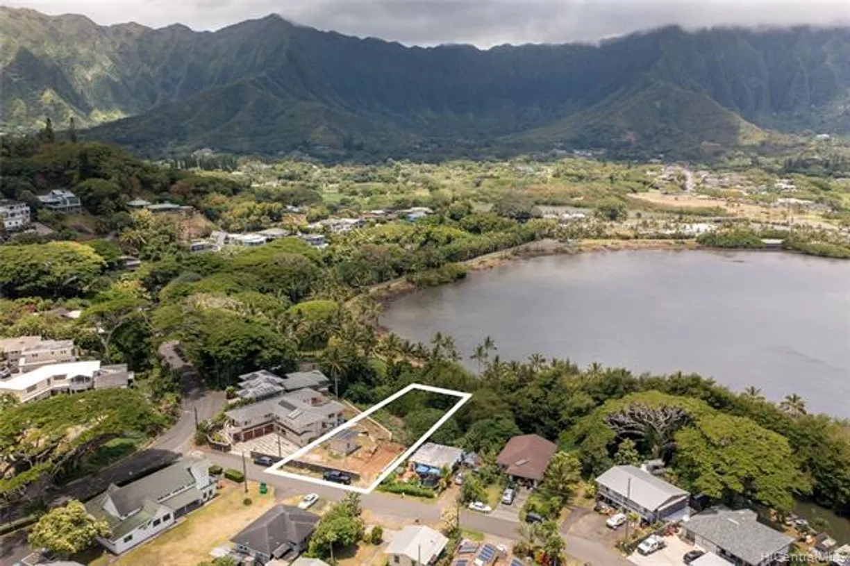 Hawaii Real Estate | View 47-073 Lihikai Drive | room 1
