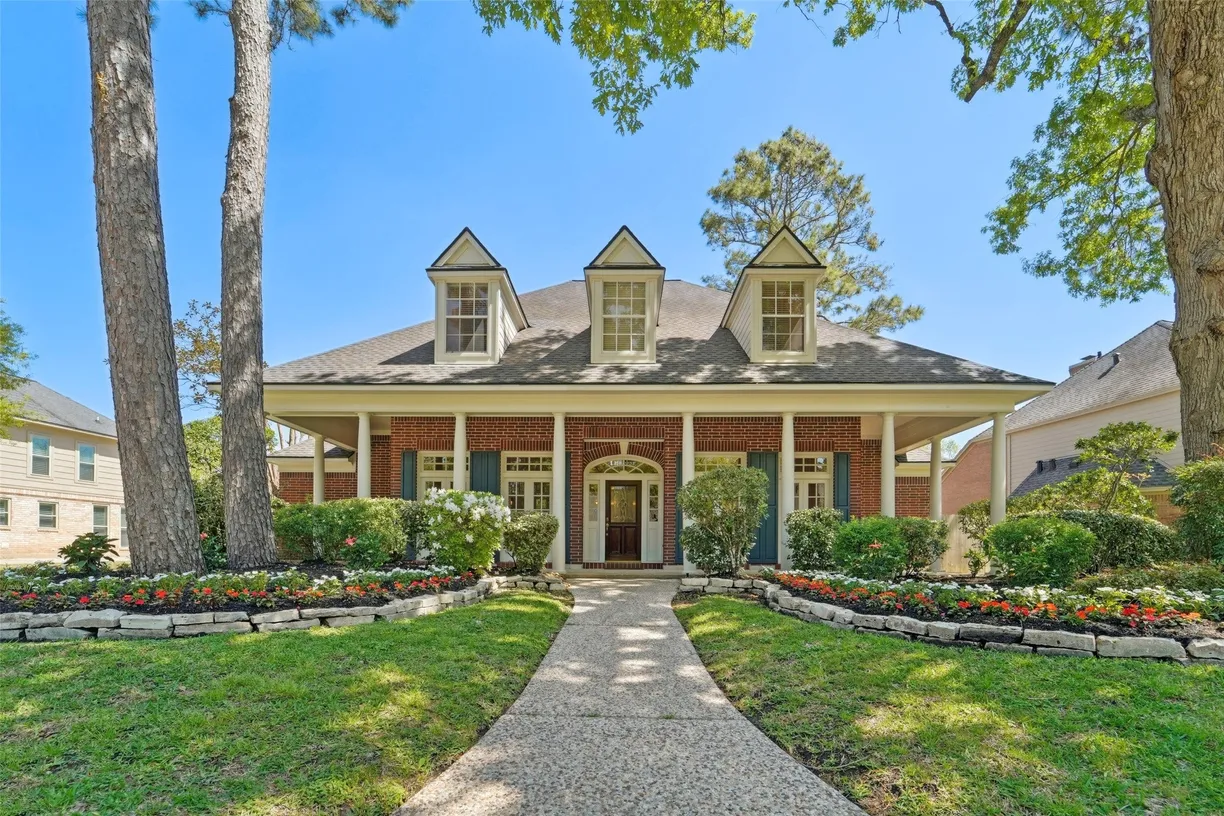 Houston Real Estate | View 1706 Lofty Maple Trail | 4 Beds, 3 Baths