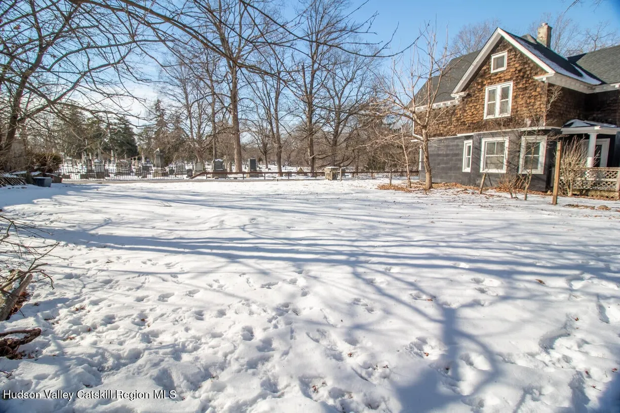 Hudson Valley Real Estate | View 141 R Pine Grove Avenue