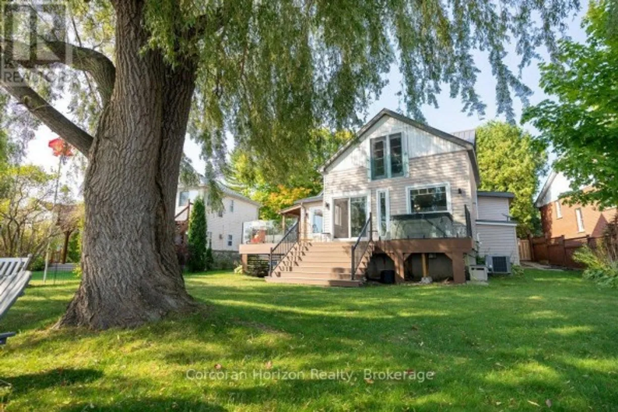 Ontario Real Estate | View 280 Robins Point Road | 3 Beds, 2 Baths