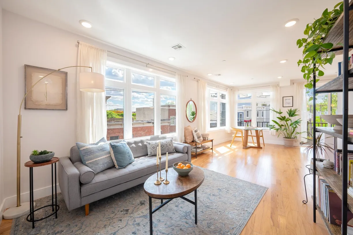 Jersey City/Hoboken Real Estate | View 370 1st St Unit# 301 | 2 Beds, 2 Baths