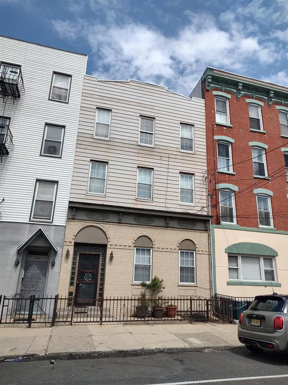 Jersey City/Hoboken Real Estate | View 316 3rd Street | 6 Beds, 3 Baths