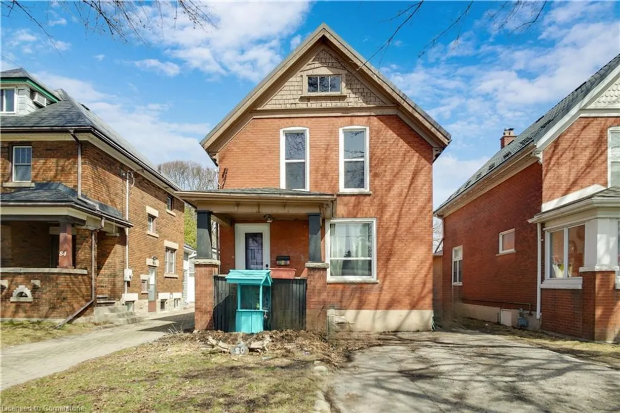 Ontario Real Estate | View 80 Lancaster Street W | 3 Beds, 2 Baths