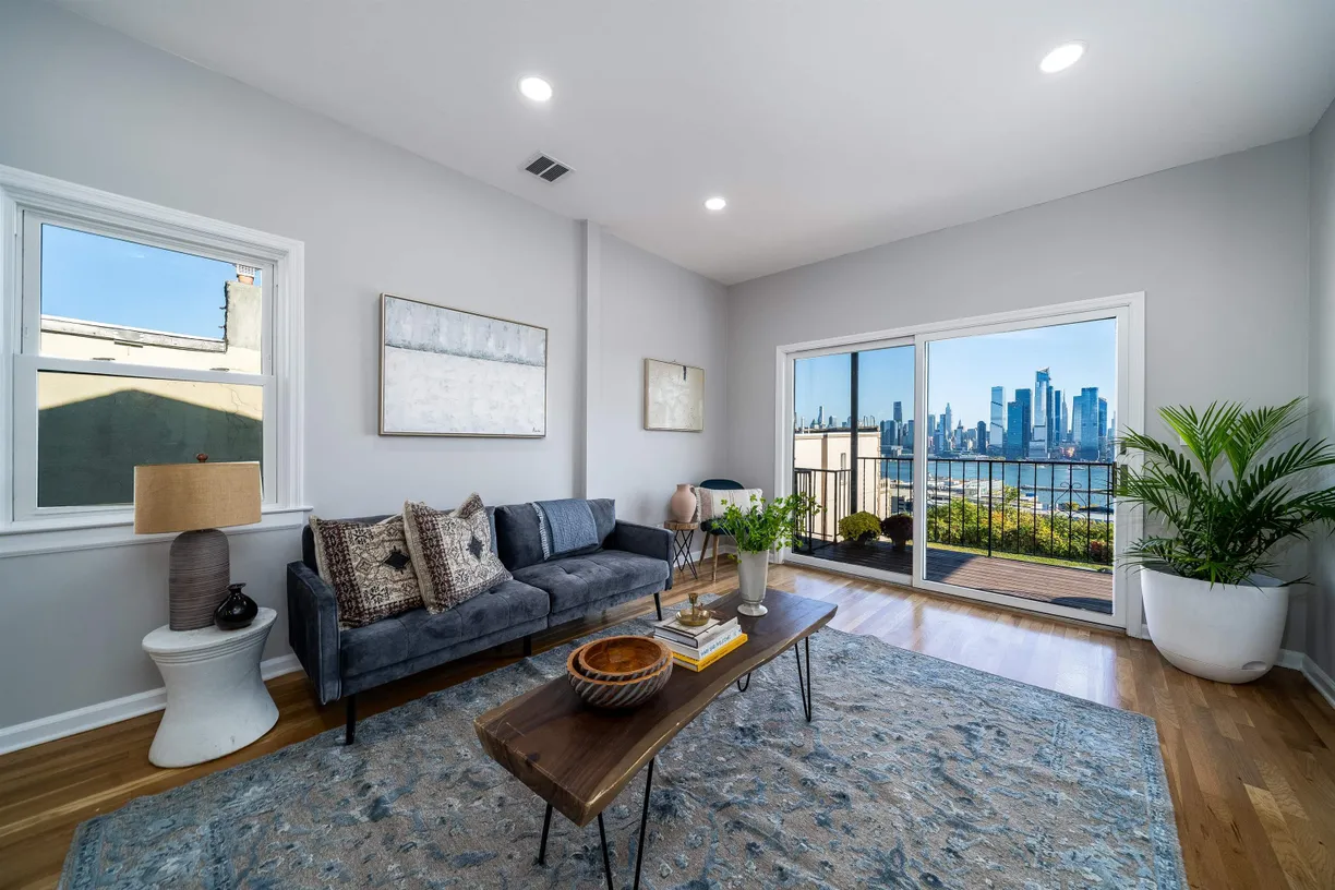 Jersey City/Hoboken Real Estate | View 414 Gregory Ave Unit# 2 | room 2
