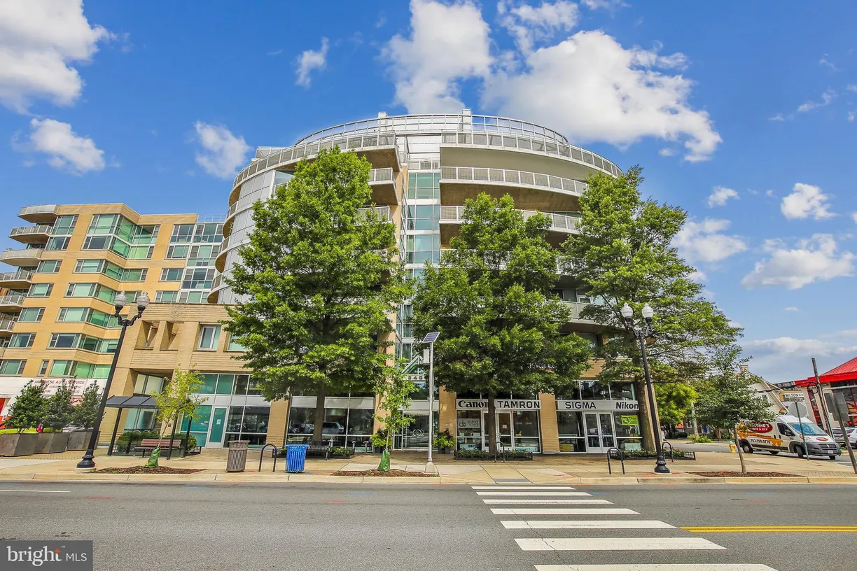 Washington Metro Area Real Estate | View 3409 Wilson Boulevard Unit# 413 | room 1