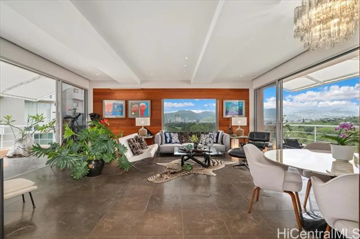 Hawaii Real Estate | View 2979 Kalakaua Avenue, #904 | room 1