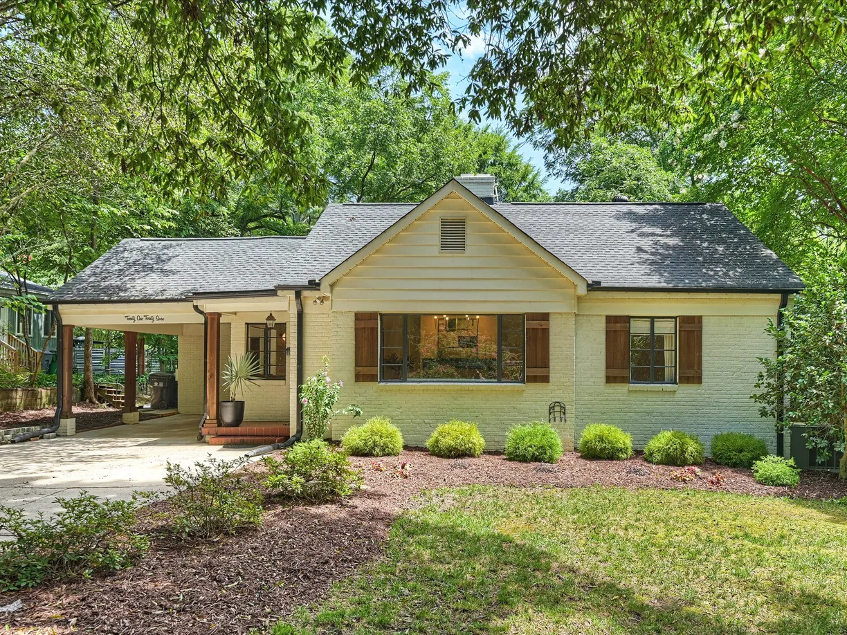 Charlotte Real Estate | View 2127 Mecklenburg Avenue | 4 Beds, 2 Baths
