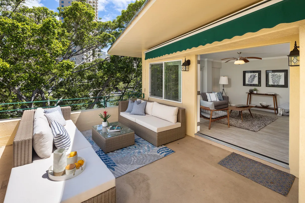 Hawaii Real Estate | View 1868 Kahakai Drive, #403 | 2 Beds, 1 Bath