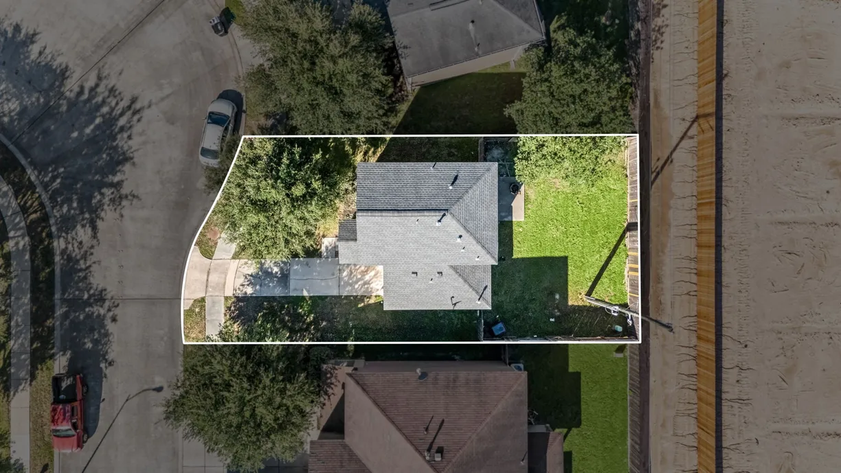 Houston Suburbs Real Estate | View 822 Ellerton Lane | room 1