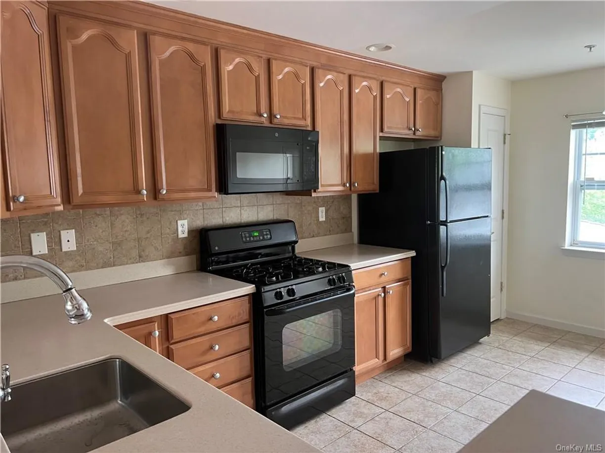 Westchester Real Estate | View 226 Northview Court | room 14 | View 15