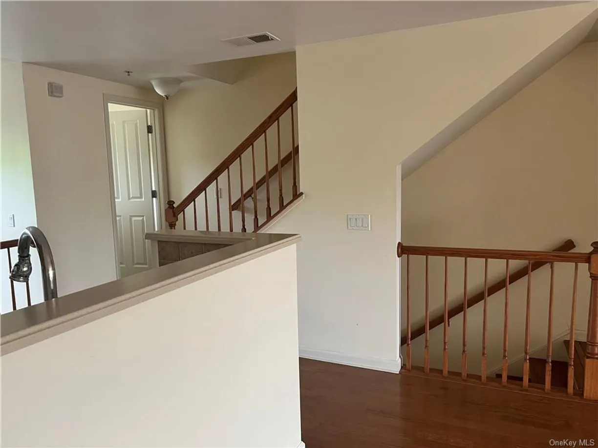Westchester Real Estate | View 226 Northview Court | room 16 | View 17