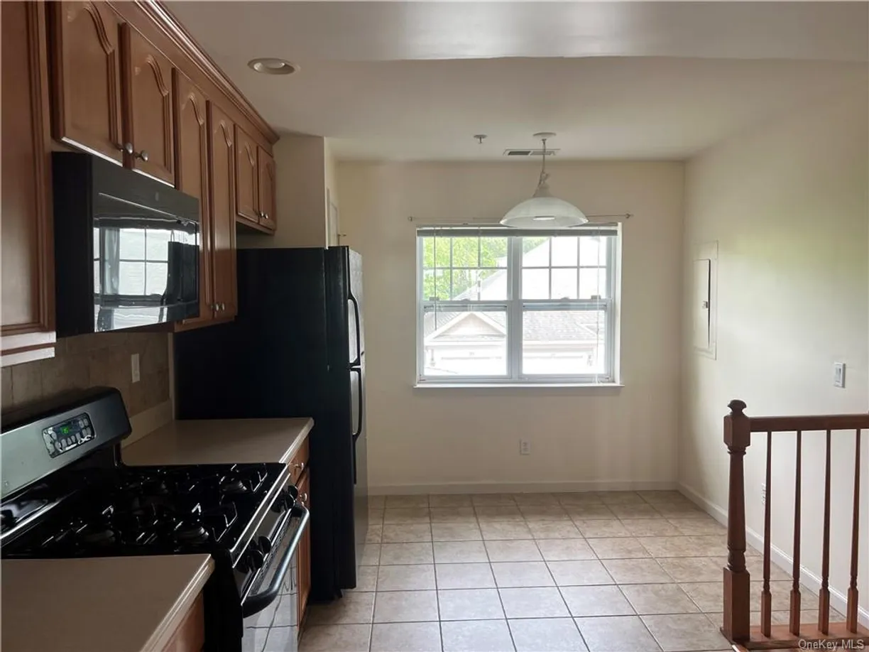Westchester Real Estate | View 226 Northview Court | room 15 | View 16