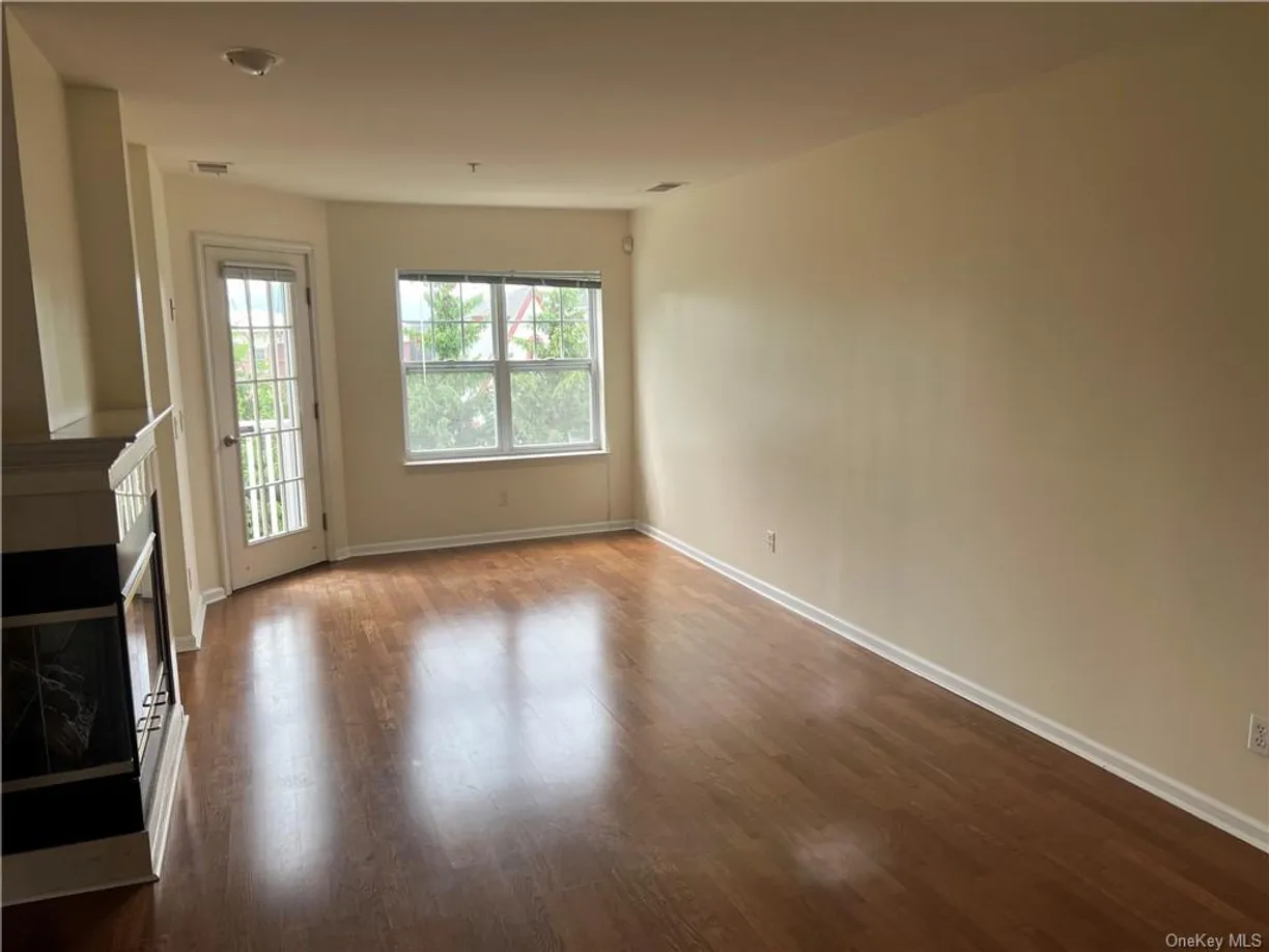 Westchester Real Estate | View 226 Northview Court | room 10 | View 11