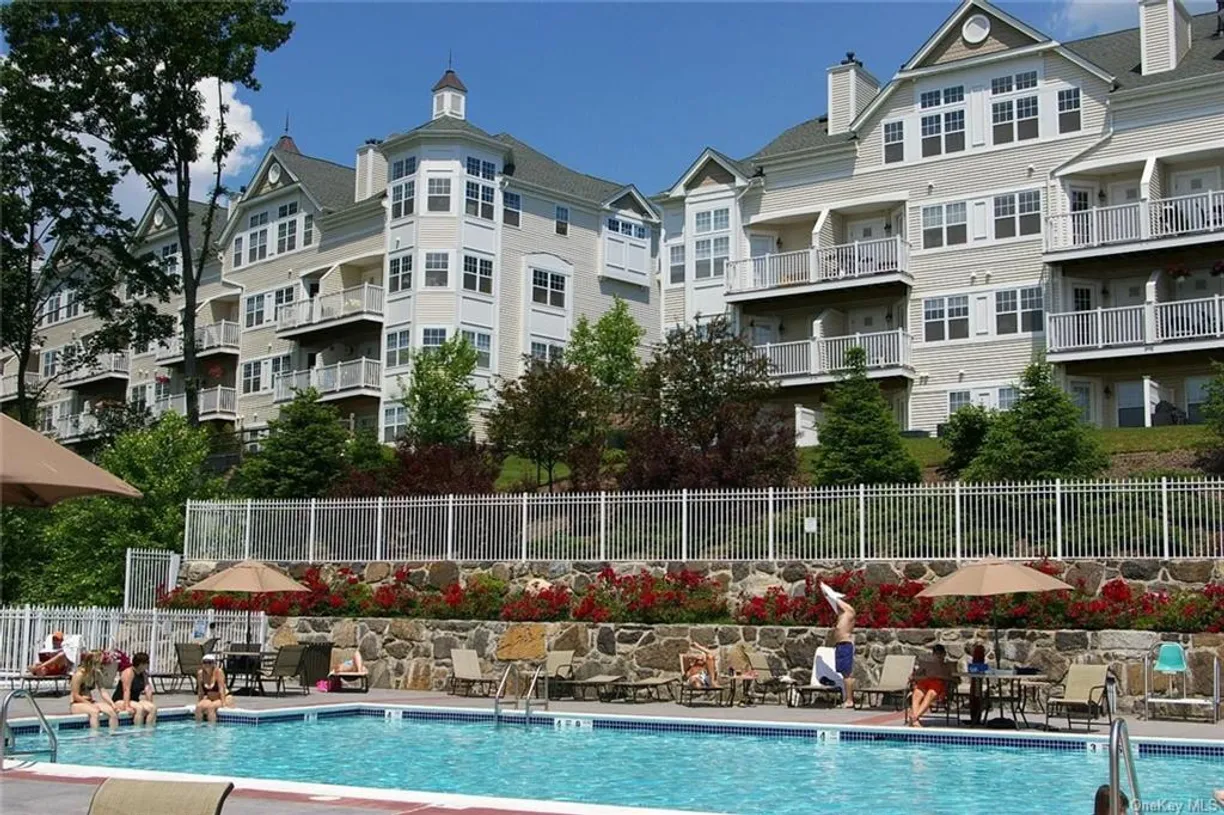 Westchester Real Estate | View 226 Northview Court | room 5 | View 6