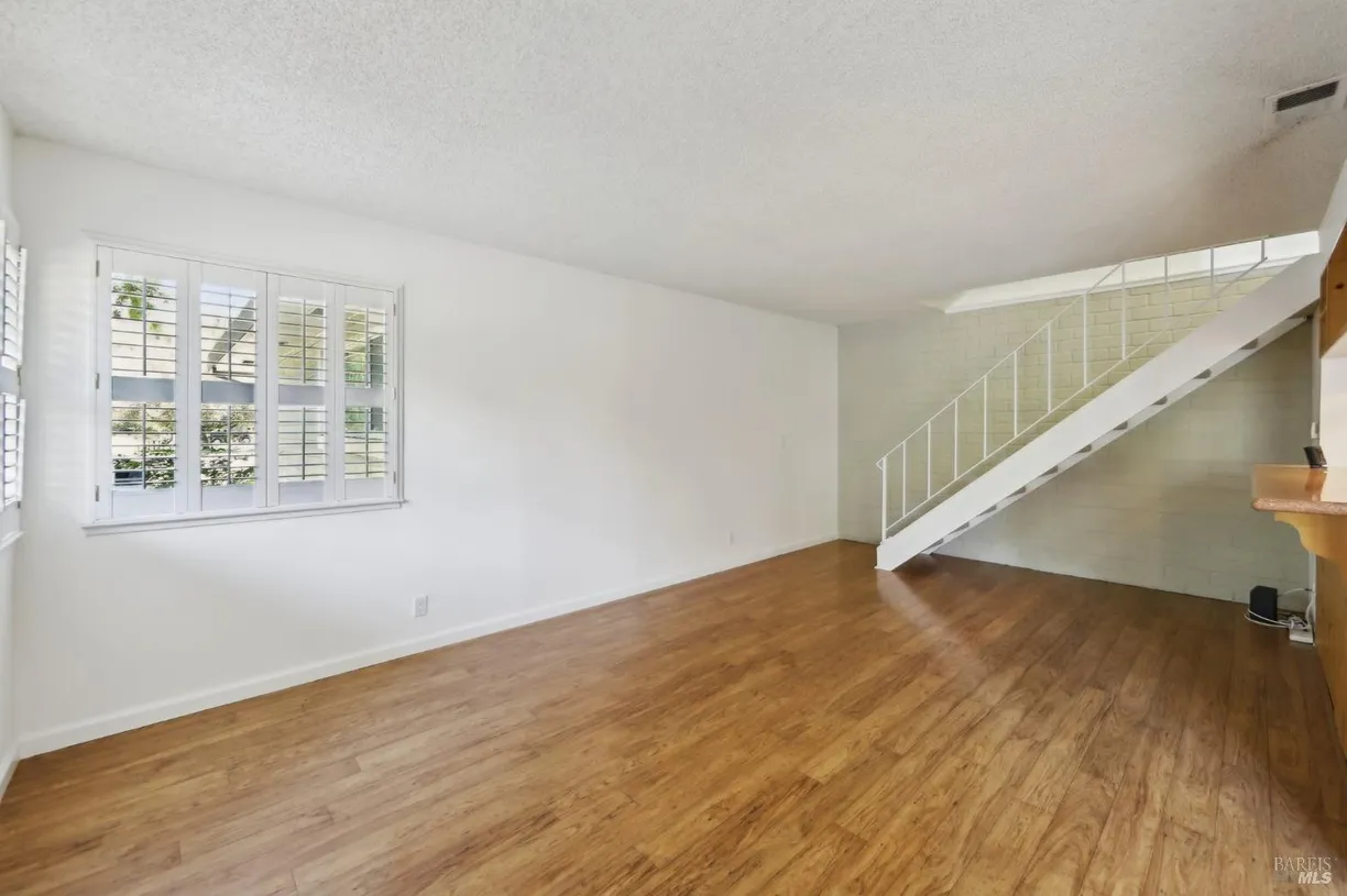 Northern California Real Estate | View 38 Plumas Circle | room 1