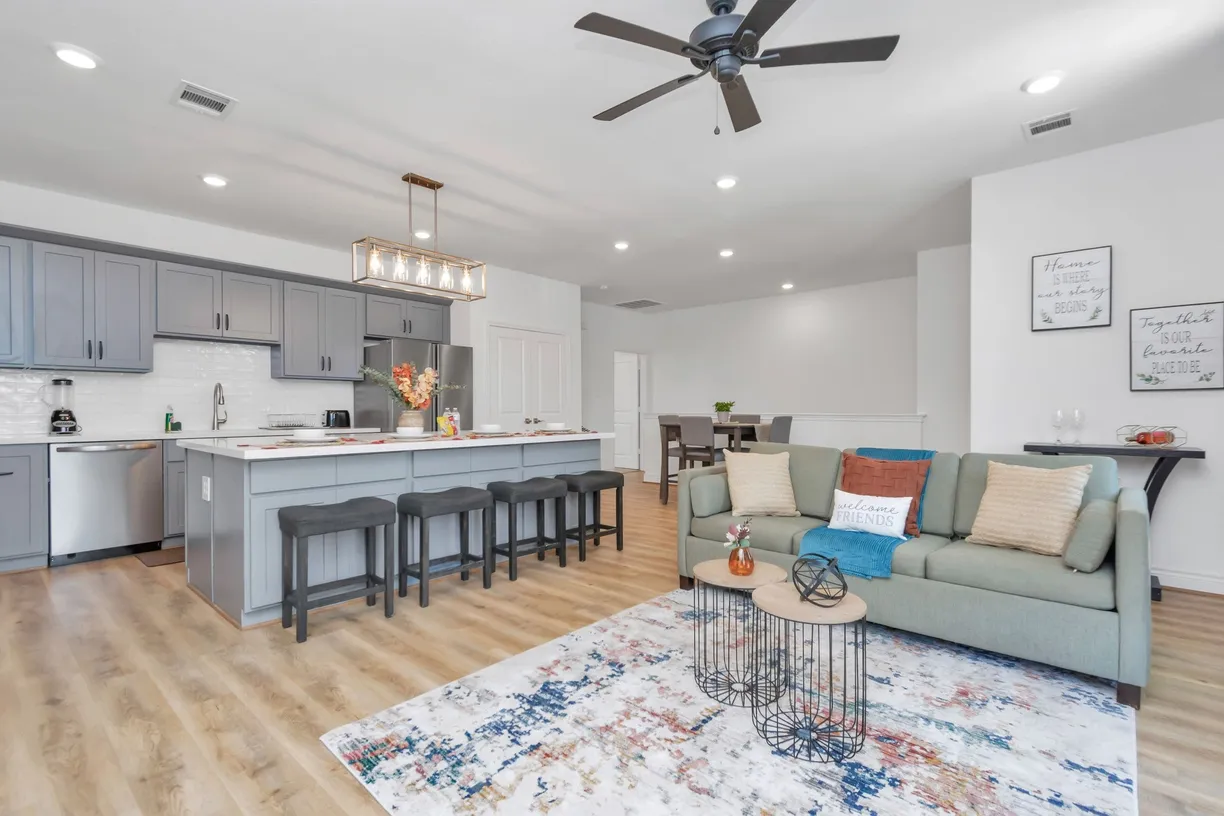 Houston Real Estate | View 5214 Sherman Street | room 1