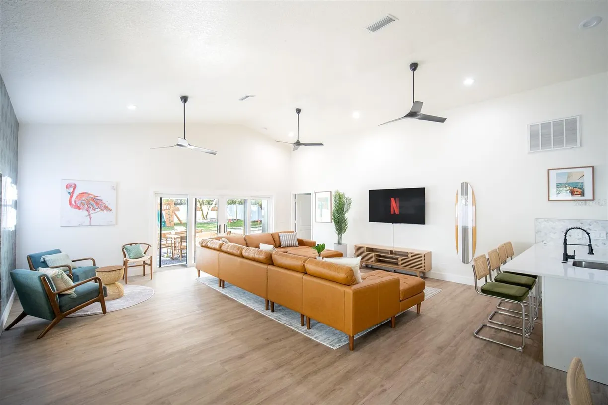 Sarasota/St. Petersburg Real Estate | View 445 Wexford Leas Boulevard | room 2