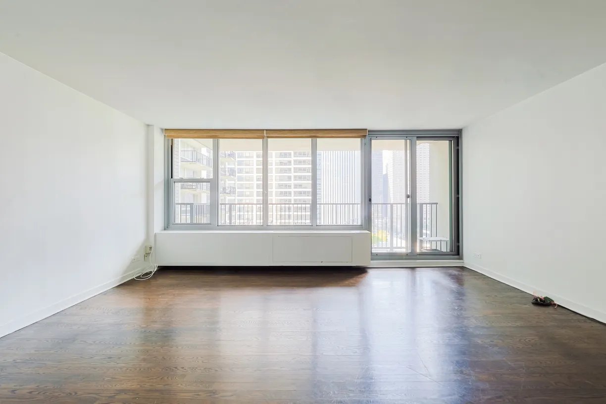 Chicago Real Estate | View 400 E Randolph, 1824 | room 1