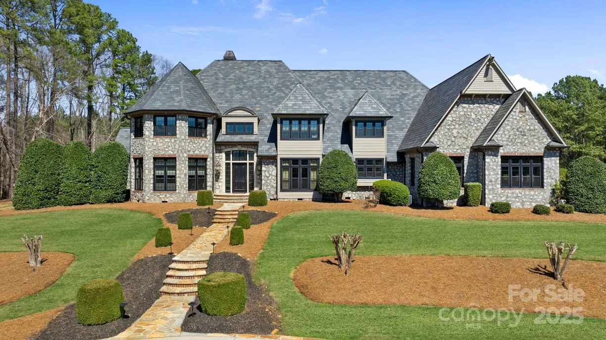 Charlotte Real Estate | View 525 Lake Lynn Road | room 1