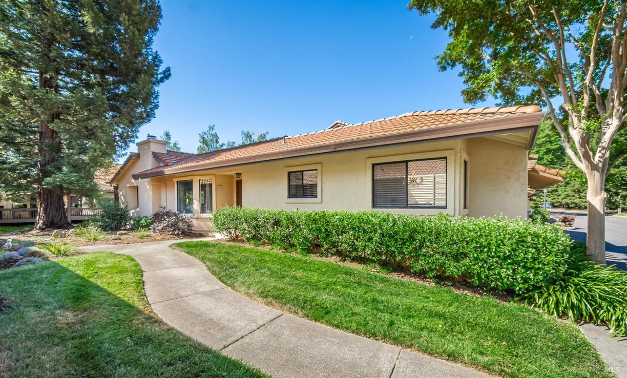 Northern California Real Estate | View 33 Fountain Grove Circle | 2 Beds, 2 Baths