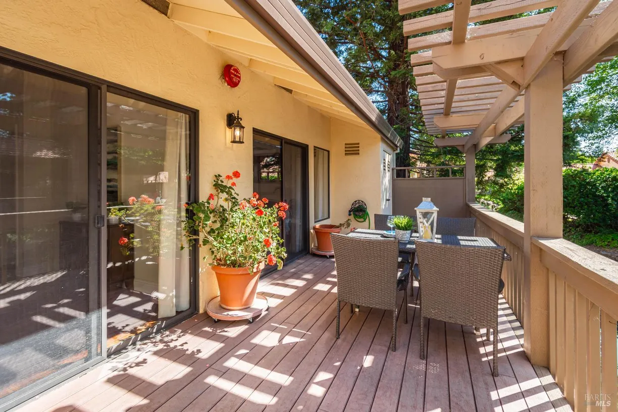 Northern California Real Estate | View 33 Fountain Grove Circle | room 2