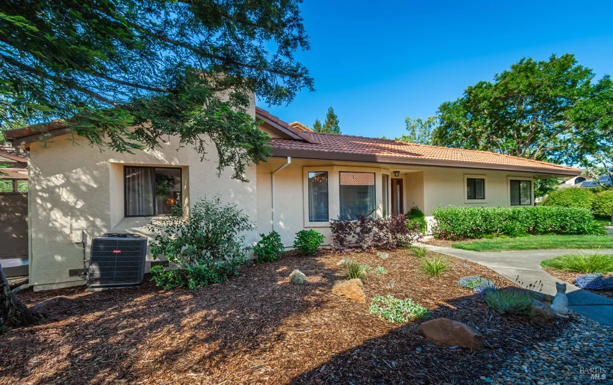 Northern California Real Estate | View 33 Fountain Grove Circle | room 1